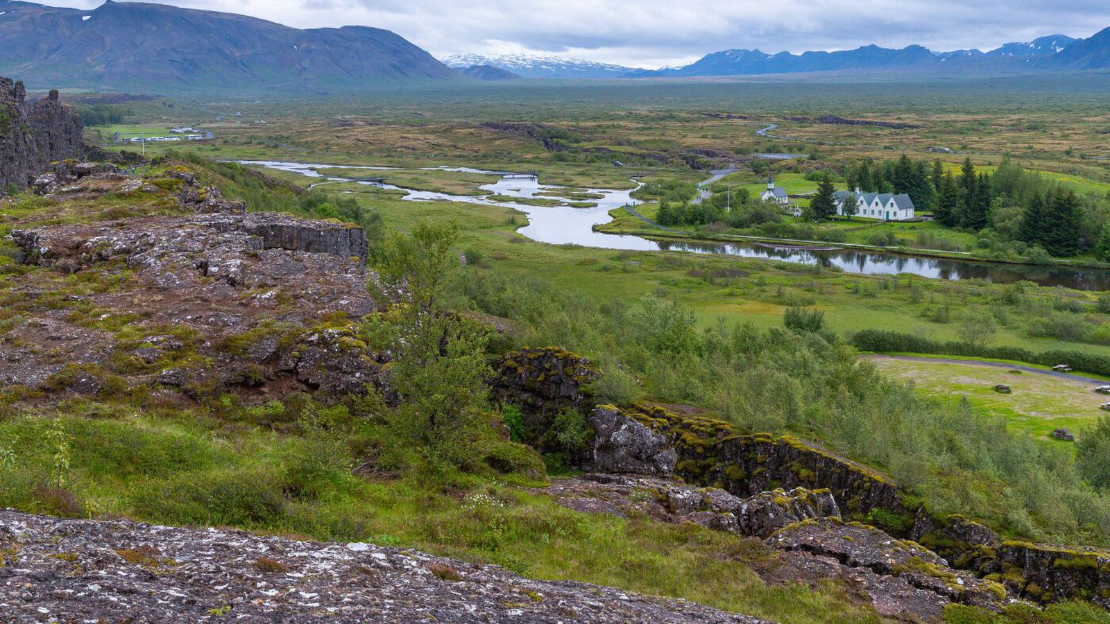 Vilja eyða ó­vissunni um bein Jónasar