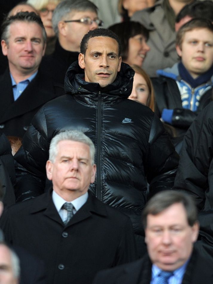 Rio Ferdinand hefur verið upp í stúku í síðustu leikum.