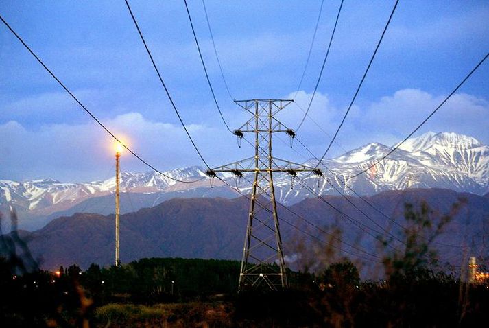 Virkjanirnar eru litlar á íslenskan mælikvarða og framleiða 20 til 25 MW hvor.