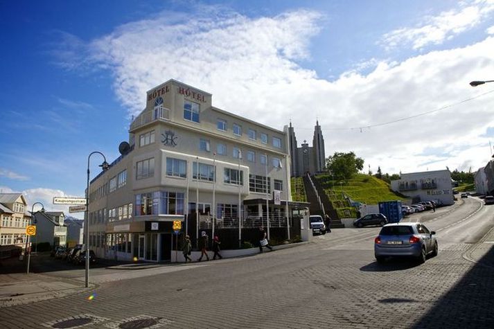 Kaupa Hótel Gíg.