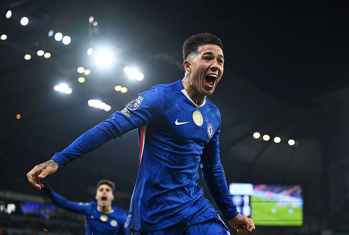Enzo Fernandez fagnar jöfnunarmarkinu gegn Manchester City.