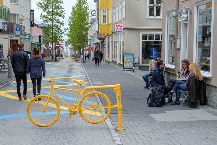 Frá Laugaveginum. Í sumar er göngugötusvæðið á Laugavegi jafnframt minnkað frá fyrra ári og nær nú aðeins upp að Klapparstíg.