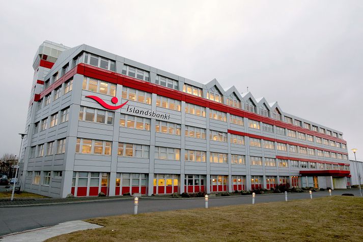Í kjölfar sölunnar mun slitastjórn bankans þurfa undanþágu frá gjaldeyrishöftum vilji kröfuhafar Glitnis fá féð úr landi.