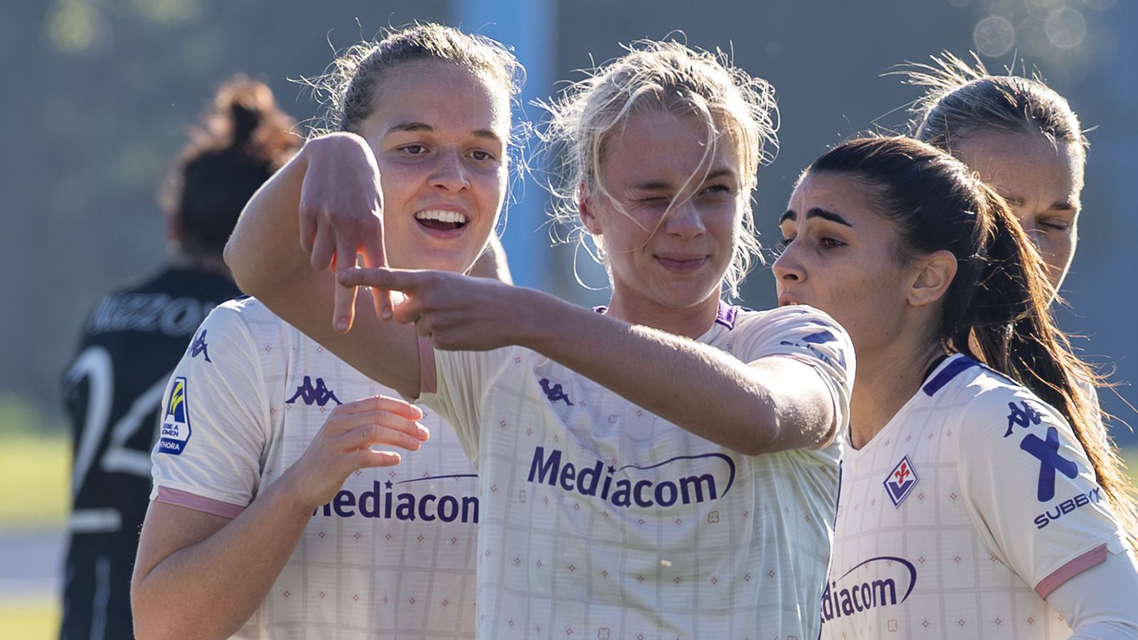 Hálfíslensk knattspyrnukona valin í norska lands­liðið