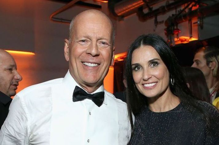 Leikararnir og fyrrverandi hjónin Bruce Willis og Demi Moore hafa eignast sitt fyrsta barnabarn.