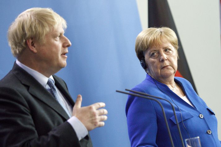 Johnson og Merkel.