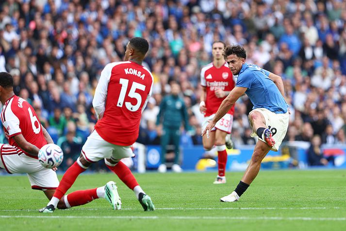 Charalampos Kostoulas skoraði með þessu góða skoti gegn Arsenal í dag.