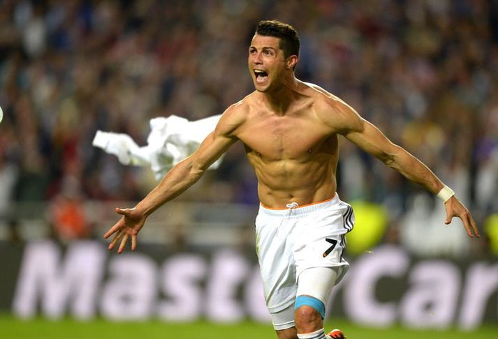 Cristiano Ronaldo fagnar marki fyrir Real Madrid en þar átti hann sín bestu ár í boltanum. Félagið var ekki með kvennalið stærsta hluta þess tíma.