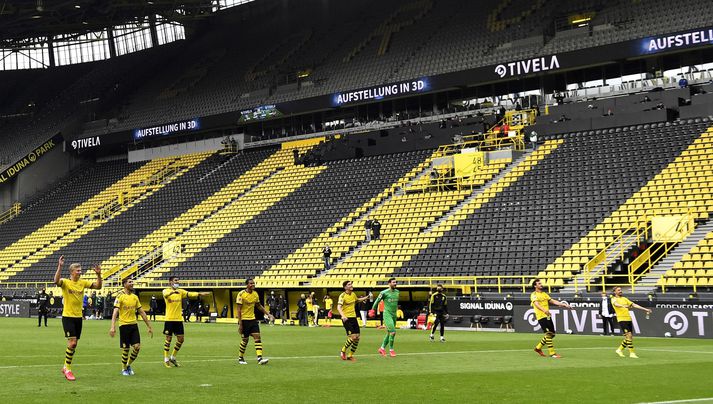 Talið er að Borussia Dortmund verði af tveimur og hálfri milljón punda fyrir hvern leik sem liðið leikur fyrir luktum dyrum.