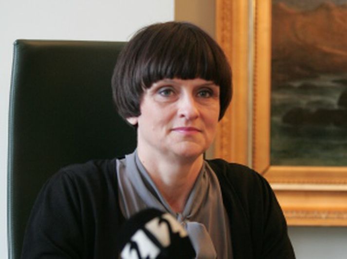 Ragna Árnadóttir kynnti fyrirhugaðar breytingar á héraðsdómstólum á ríkisstjórnarfundi í dag. Mynd/ Daníel.
