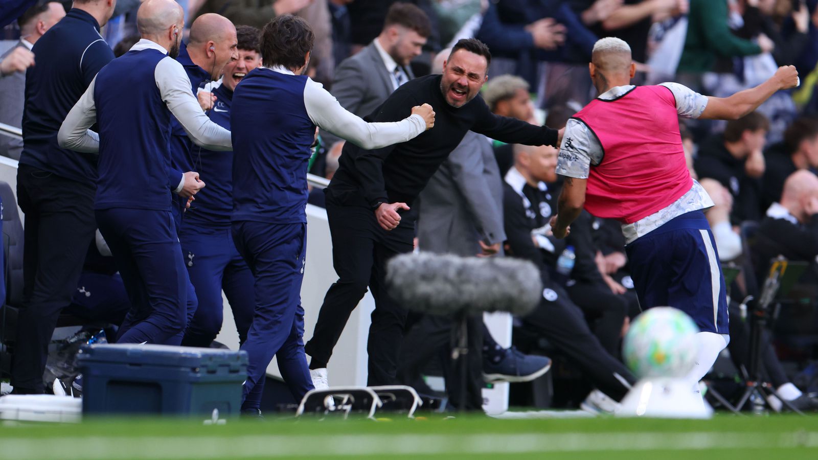 „Ég vil ekki vinna með döpru fólki eða með nei­kvæðu fólki“