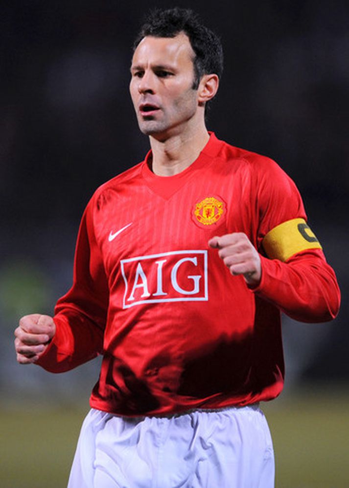 Ryan Giggs í leiknum í gær.