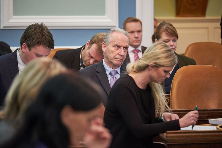 Ari Trausti Guðmundsson.