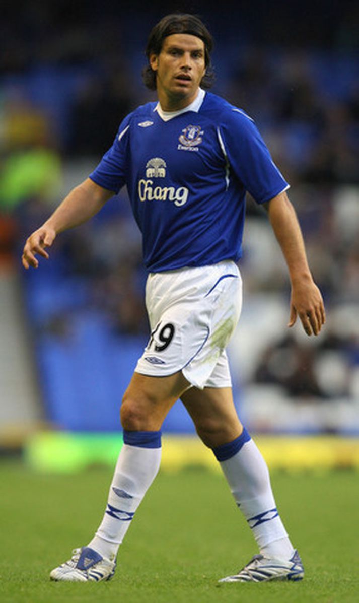 Nuno Valente í leik með Everton.