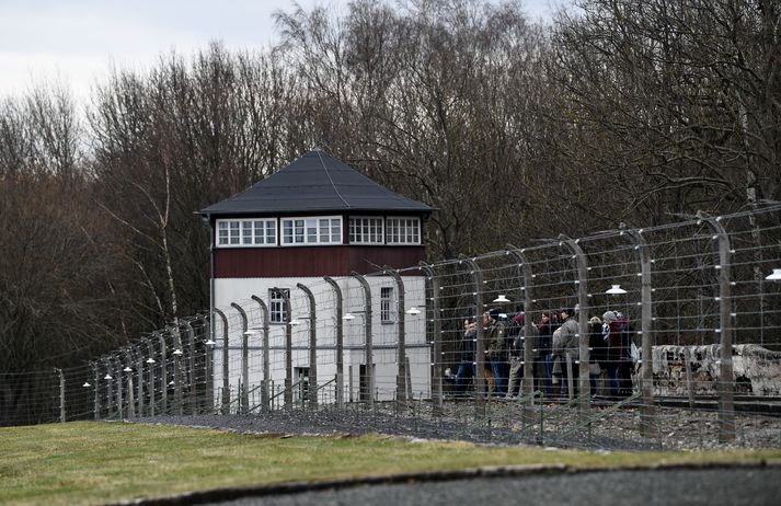 Buchenwald-búðirnar náðu yfir afar stórt og skóglent svæði, sem heimamenn nota nú til íþróttaiðkunar í Covid-19 faraldrinum.