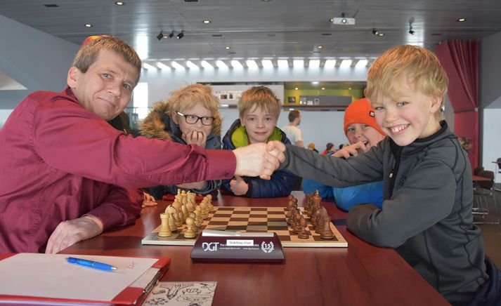 Frá upphafi einnar viðureignarinnar af 222.