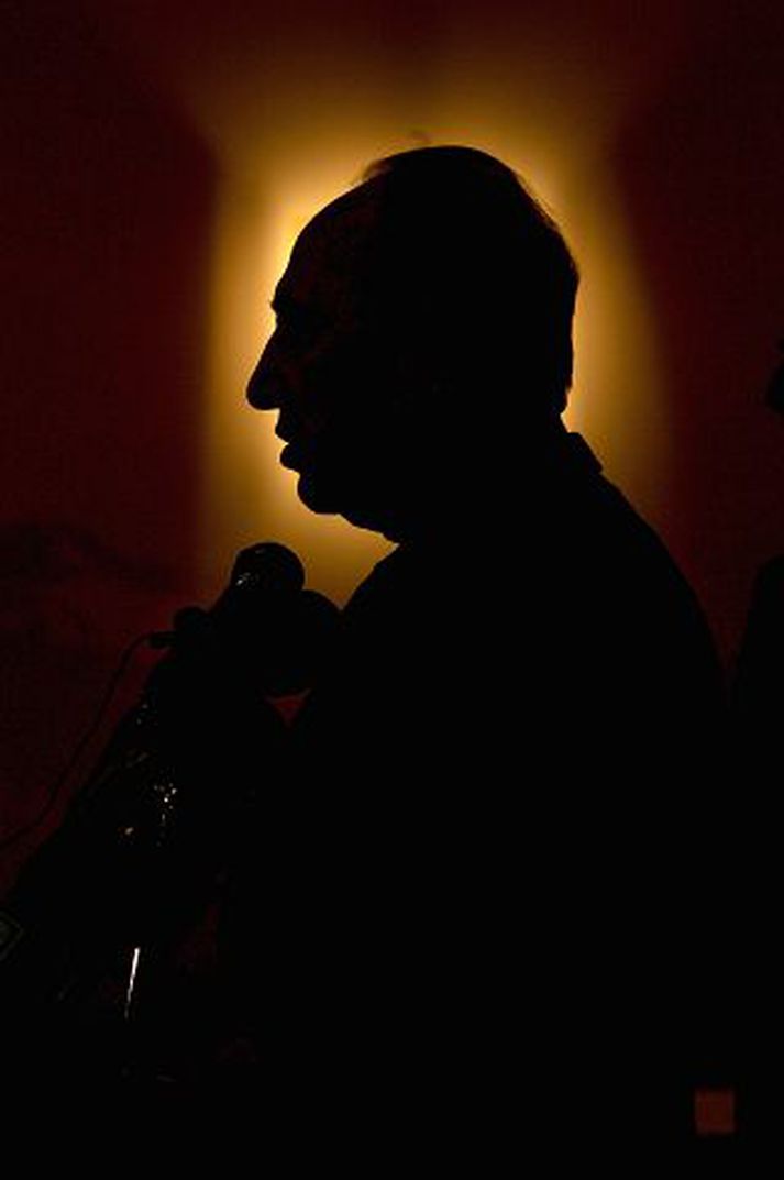 Shimon Peres. Úr Verkamannaflokknum eftir nær 60 ár.