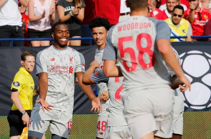Daniel Sturridge fagnar marki á móti Manchester United.