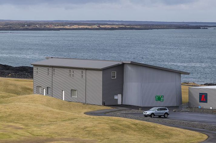 Þar sem áður voru háhyrningar eru nú kylfingar að pútta.