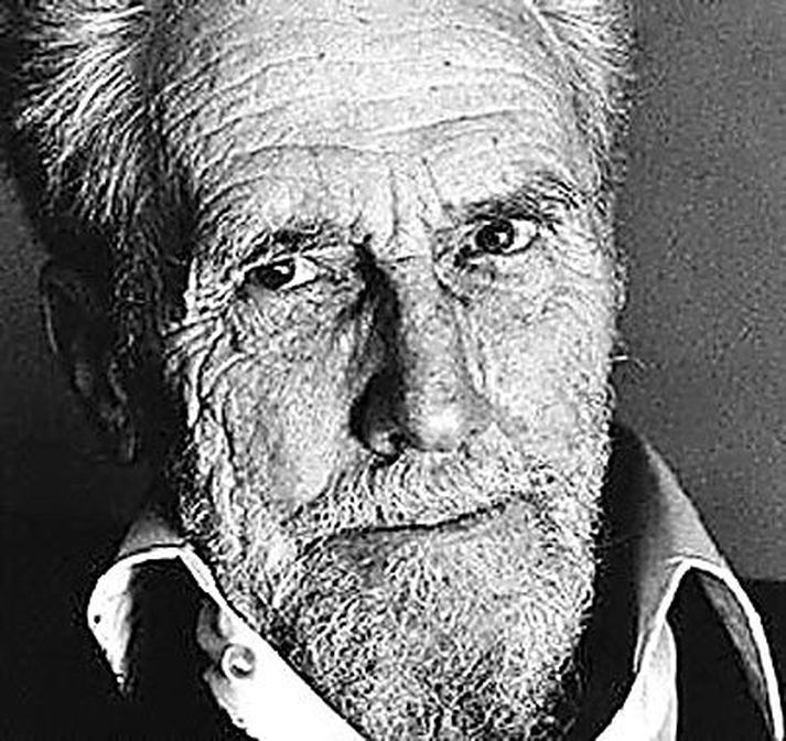 Nú er hægt að smella upplestrum Ezra Pound í tónhlöðurnar.