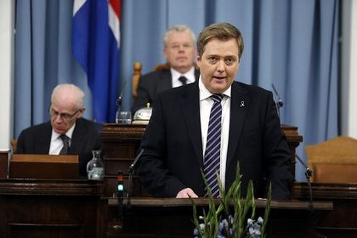 Sigmundur flutti stefnuræðu sína í gær. Plantan fyrir framan stal þó senunni.