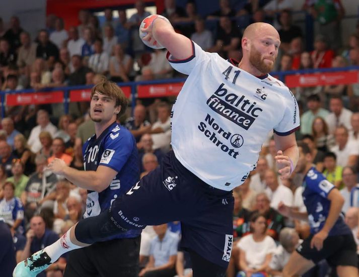 Arnar Freyr Arnarsson er kominn til Flensburg eftir sex ár hjá Melsungen.