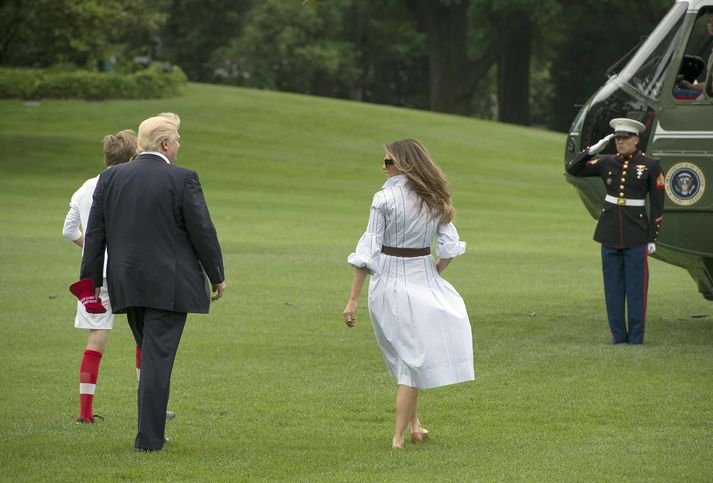 Donald Trump virtist staðfesta að hann væri til rannsóknar á föstudag en nú segir lögmaður hans annað.