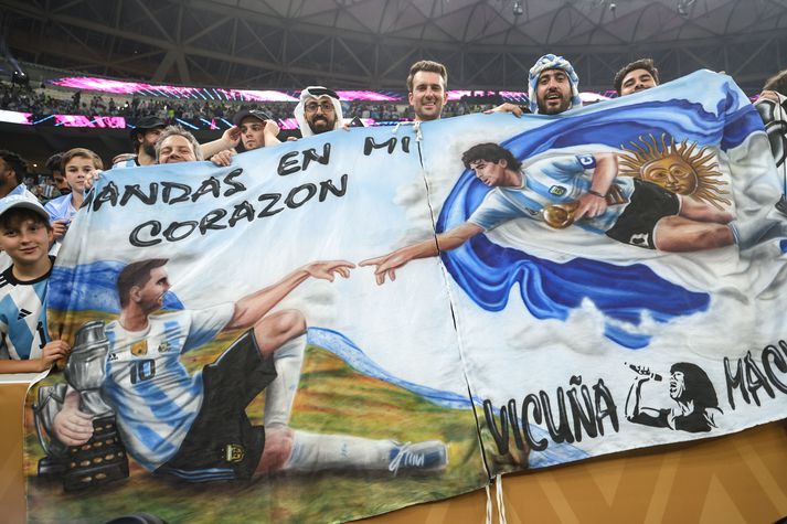 Lionel Messi hefur nú unnið HM með Argentínu eins og Diego Maradona gerði.