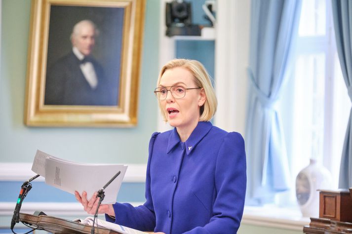 Guðrún Hafsteinsdóttir formaður Sjálfstæðisflokksins og annar þingmaður Suðurkjördæmis flutti fyrstu eldhúsdagsræðu kvöldsins. 