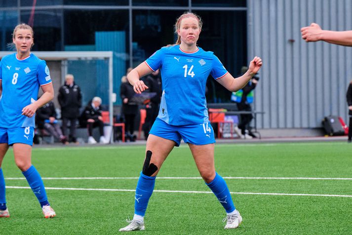 Hlín Eiríksdóttir kemur inn í byrjunarliðið en verður hún frammi eða úti á kanti? 