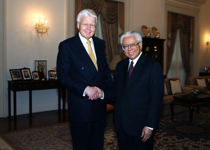 Ólafur Ragnar og forseti Singapúr, Dr. Tony Tan Keng Yam.