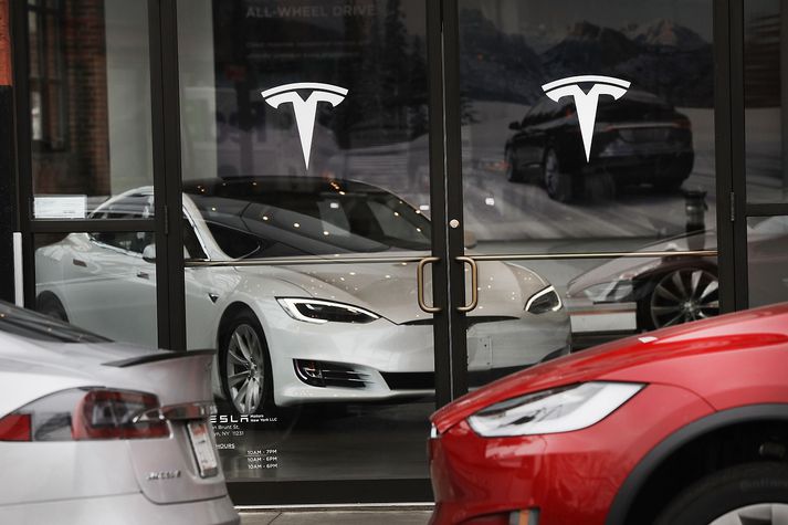 Bílar frá Tesla.
