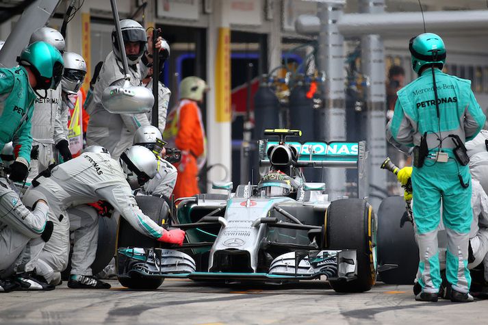 Líklega öruggasta ökumanns uppstilling næsta tímabils er Mercedes liðsins.