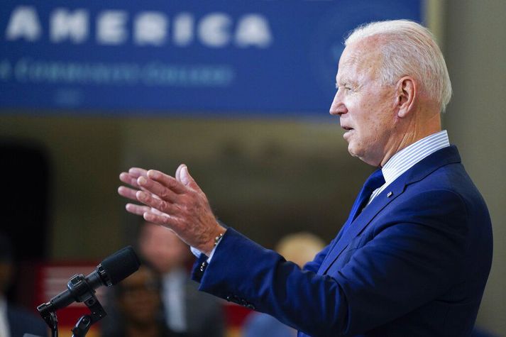 Joe Biden vill hækka útgjöld bandarísku alríkisstjórnarinnar á næsta ári til þess að fjármagna meiriháttar innviðauppbyggingu og styrkingu velferðarkerfisins.