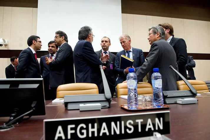 Utanríkisráðherrar allra ríkjanna sem taka þátt í alþjóðaliðinu í Afganistan hittust á fundi í Brussel í gær.
mynd/NATO