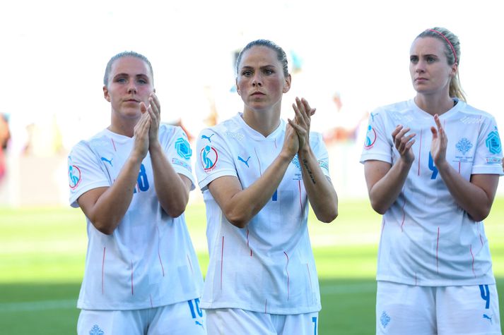 Sara Björk Gunnarsdóttir (fyrirliði Íslands) var ekki sátt með aðeins eitt stig í dag.