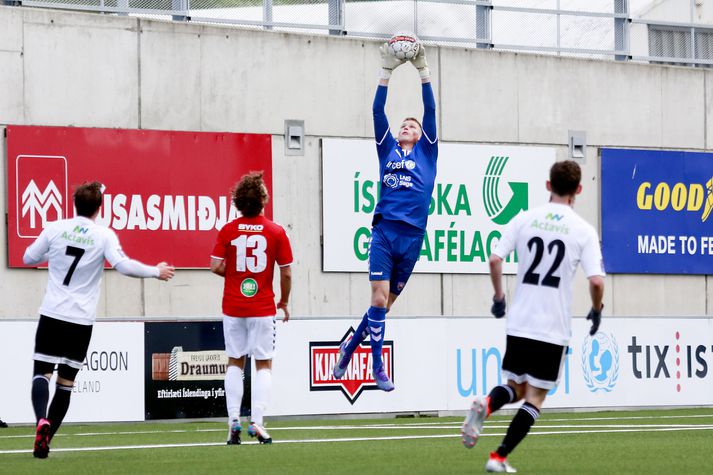 Anton Ari spilaði alla leiki Vals í Pepsi-deildinni í fyrra nema tvo.