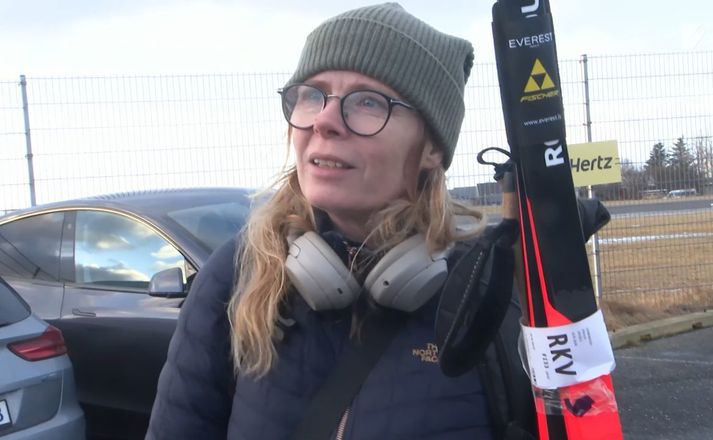 Sunna Guðmundsdóttir var í hópi flugfarþega sem urðu veðurtepptir á Akureyri.