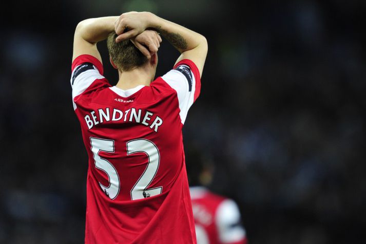 Nicklas Bendtner, framherji enska liðsins Arsenal, fær mikla gagnrýni í dönskum fjölmiðlum þessa dagana.