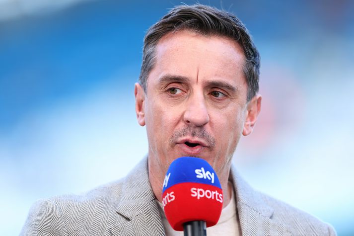 Gary Neville þarf að halda sig á mottunni þegar fram líða stundir.
