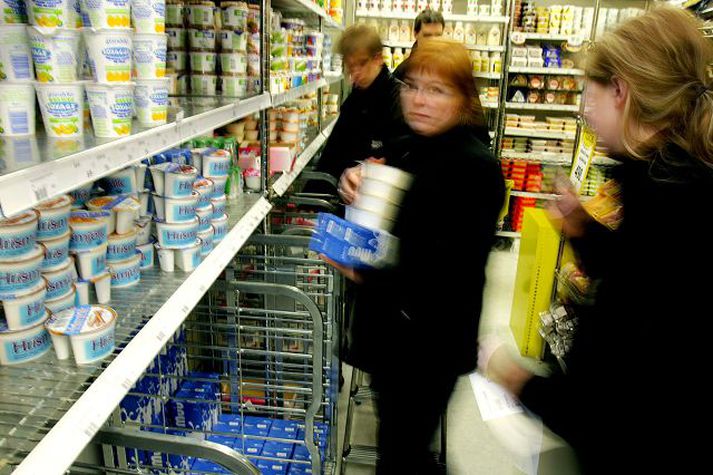 Við mjólkurinnkaupin Verðbólga á eftir að aukast fram á sumar áður en hún hjaðnar á ný, segir í spá greiningardeildar Landsbankans. 
