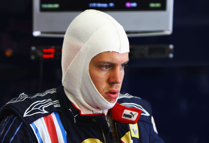 Sebastian Vettel stefnir á sigur í Istanbúl í Tyrklandi í dag. Hann er fremstur á ráslínu.