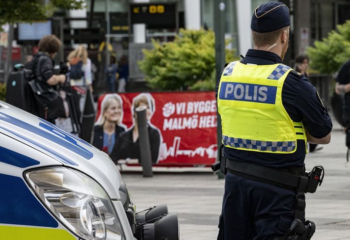 Sænskur lögregluþjónn að störfum. Myndin tengist fréttinni ekki beint.