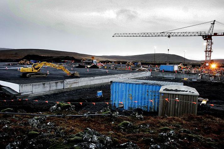 Urriðakotsland. Framkvæmdir eru hafnar við stórverslun Ikea. Gert er ráð fyrir að Bykó verði með byggingavöruverslun á svæðinu.