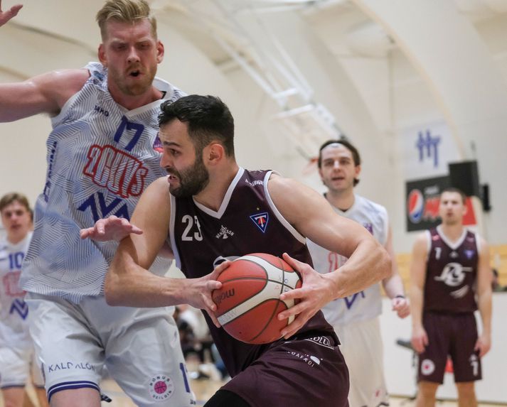 Ivan Gavrilovic setti niður flautuþrist í lok fyrri hálfleiks og kom Tindastóli í 73-53.