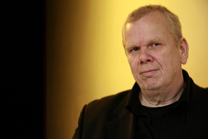 Ævar Örn Jósepsson segir að fastakúnnarnir á Ölstofunni hafi tekið Drekktu betur-hópnum furðuvel.
