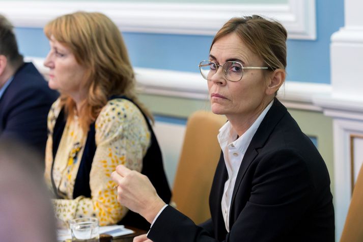 Engar frengir hafa borist af mögulegum þinglokum.