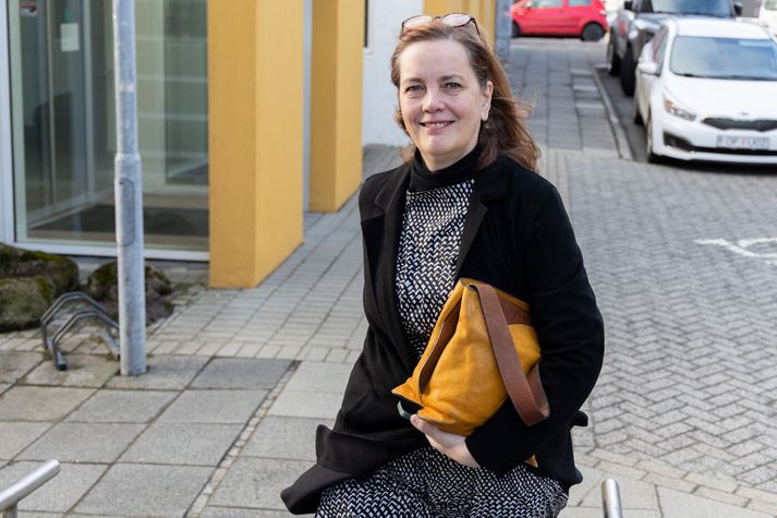 Svandís Svavarsdóttir er formaður Vinstri grænna. Hún segir flokkinn skoða mögulegt samstarf við aðra flokka í aðdraganda kosninga næsta vor. 