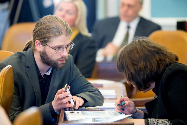 Helgi Hrafn Gunnarsson er þingflokksformaður Pírata.