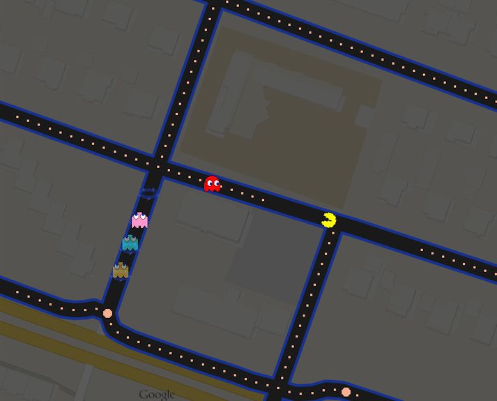 Hér má sjá Pac-Man og félaga í Skaftahlíðinni í Reykjavík.